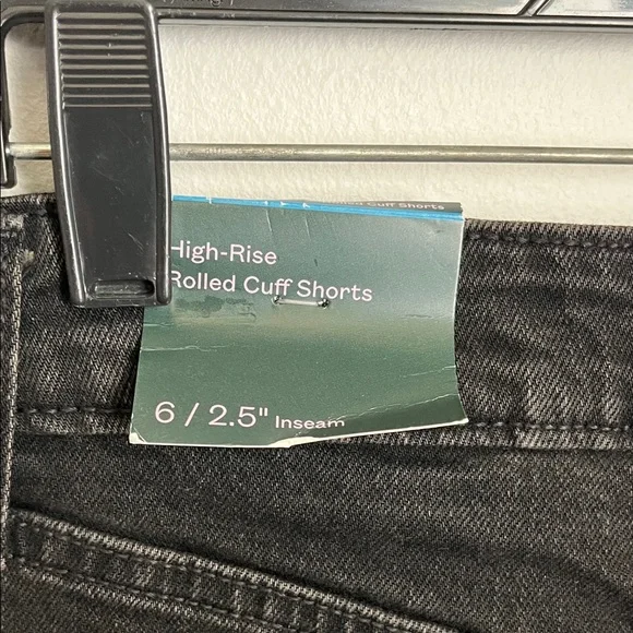 NWT Black High-Rise Denim Shorts Wild Fable size 6R - Picture 5 of 10